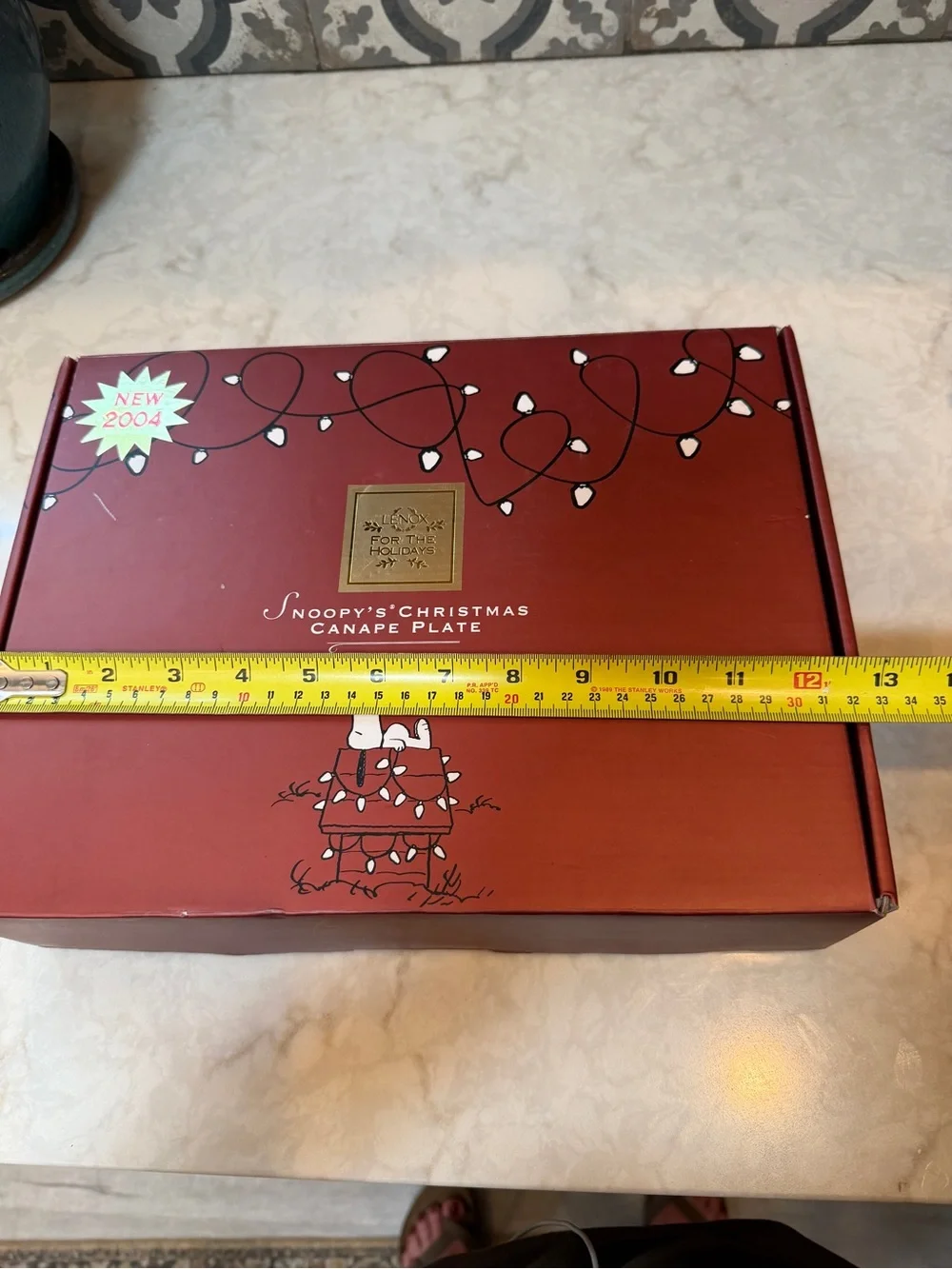 LENOX 2004 “SNOOPY'S CHRISTMAS” CANAPE PLATE 24K Gold Gilding- NEW IN ORIG BOX